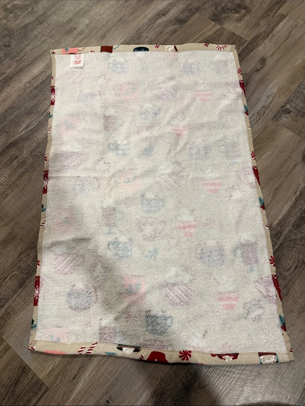North Pole Cream Reversible Holiday Print Kitchen Towel 16inx26in